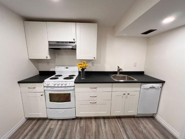 For Lease 577 Oshawa Boulevard, Oshawa, Ontario