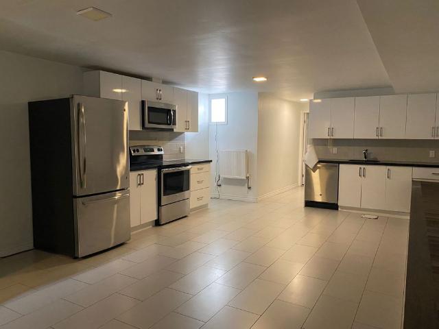 For Lease 570 Bathurst Street Unit# B, Toronto, Ontario