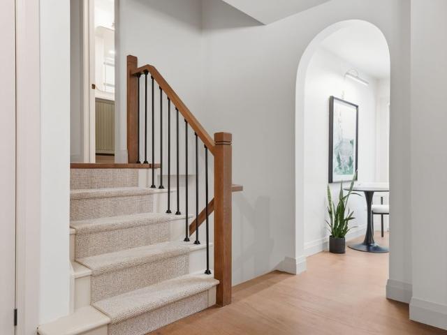 For Lease 571 Leonard Court, Burlington, Ontario