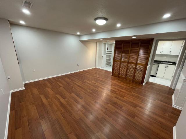 For Lease 573 Glen Manor Boulevard Unit# Unit B, Waterloo, Ontario