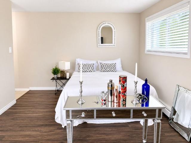 For Lease 57 Conroy Crescent Unit# 102, Guelph, Ontario