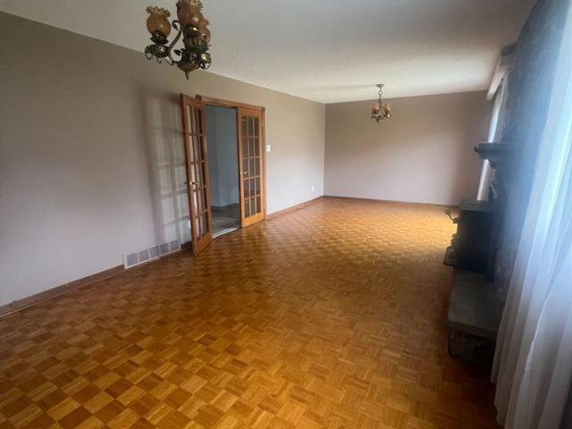 For Lease 57 Corinthian Boulevard, Toronto, Ontario