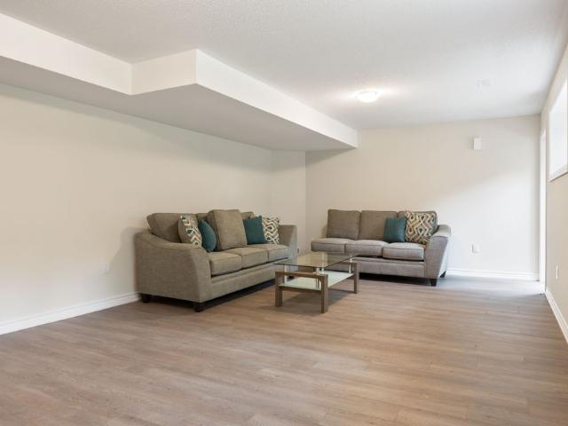 For Lease 57 Westbury Road Unit# B, Wasaga Beach, Ontario