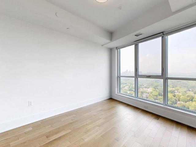 For Lease 585 Bloor Street Unit# 3115, Toronto, Ontario