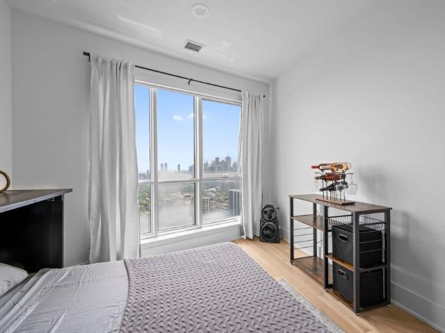 For Lease 585 Bloor Street Unit# 4419, Toronto, Ontario