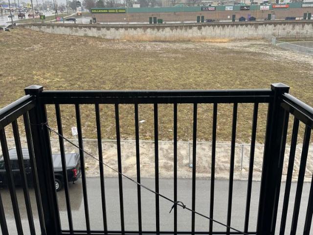 For Lease 585 Colborne Street Unit# 106, Brantford, Ontario
