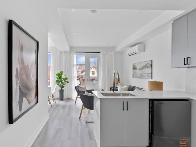For Lease 587 Oakwood Avenue Unit# 3 Upper, Toronto, Ontario