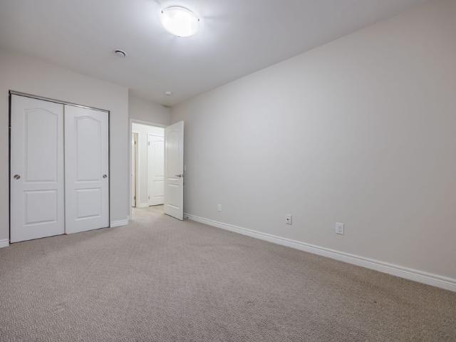 For Lease 5837 Dunn Street Unit# 207, Niagara Falls, Ontario