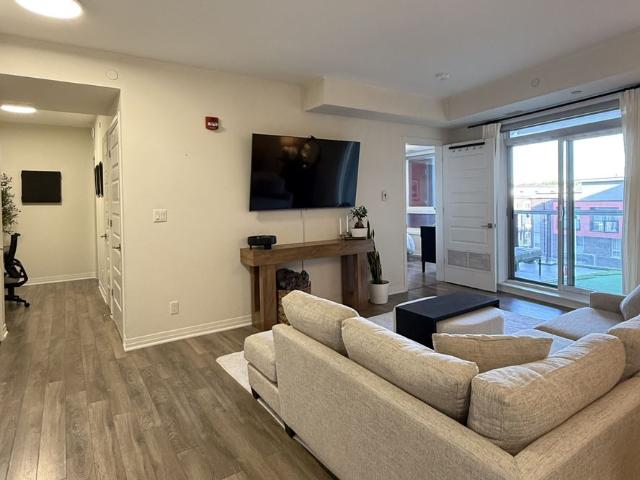 For Lease 58 Adam Sellers Street Unit# 418, Markham, Ontario