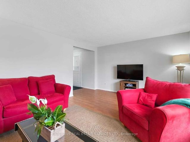 For Lease 58 Burns Drive, Guelph, Ontario