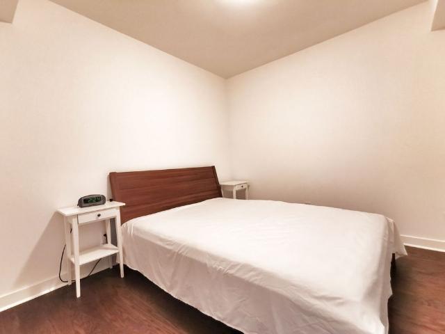 For Lease 58 Orchard View Boulevard Unit# 2007, Toronto, Ontario
