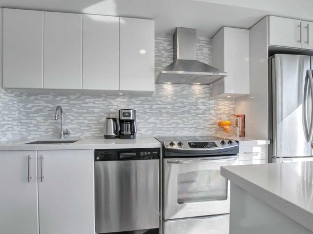 For Lease 58 Orchard View Boulevard Unit# 414, Toronto, Ontario
