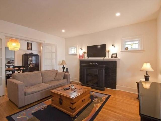 For Lease 58 Scarboro Beach Boulevard Unit# Upper, Toronto, Ontario