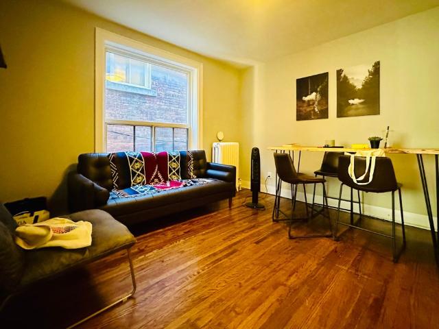 For Lease 597 St Clair Avenue Unit# 3, Toronto, Ontario