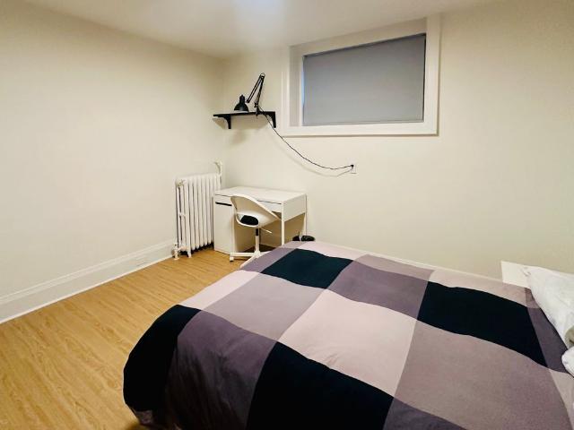 For Lease 597 St Clair Avenue Unit# 8, Toronto, Ontario