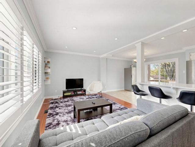 For Lease 592 Canewood Crescent, Waterloo, Ontario