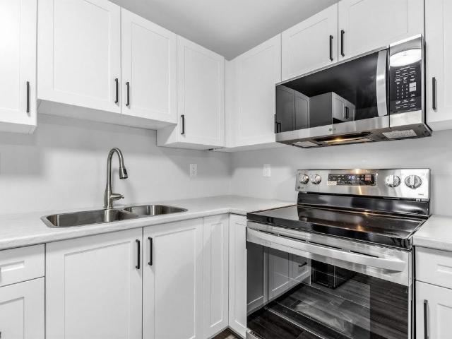 For Lease 59 Scott Crescent Unit# Lower, Barrie, Ontario