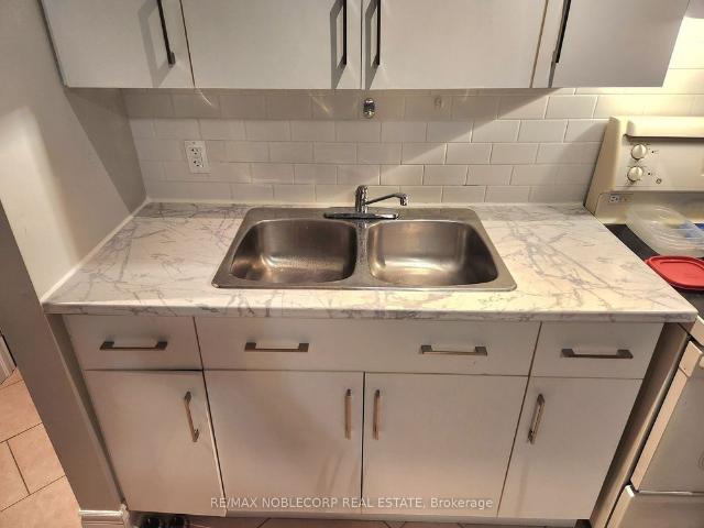 For Lease 5 Twinberry Crescent Unit# Lower, Vaughan, Ontario