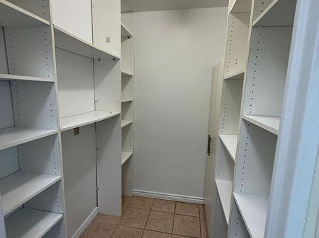 For Lease 5 Vicora Linkway Way Unit# 512, Toronto, Ontario