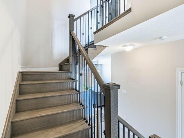 For Lease 5 Albany Street, Collingwood, Ontario