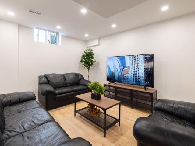 For Lease 5 Chant Crescent, Ajax, Ontario