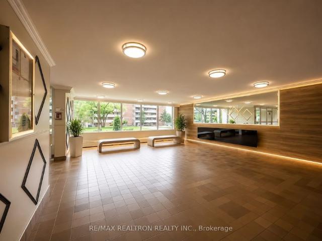 For Lease 5 Glamorgan Avenue Unit# 412, Toronto, Ontario