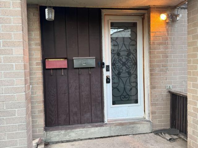 For Lease 5 Herron Place Unit# Upper Leave 1/2nd Floor, Brampton, Ontario