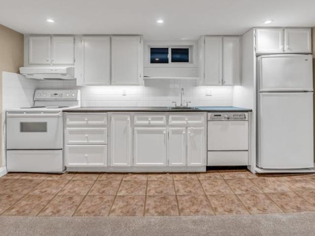 For Lease 5 Killarney Road Unit# Lower Level, Toronto, Ontario