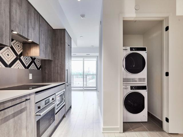For Lease 5 Lakeview Avenue Unit# 520, Toronto, Ontario