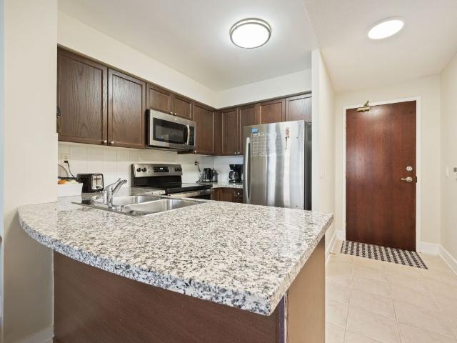For Lease 5 Michael Power Place Unit# 901, Toronto, Ontario