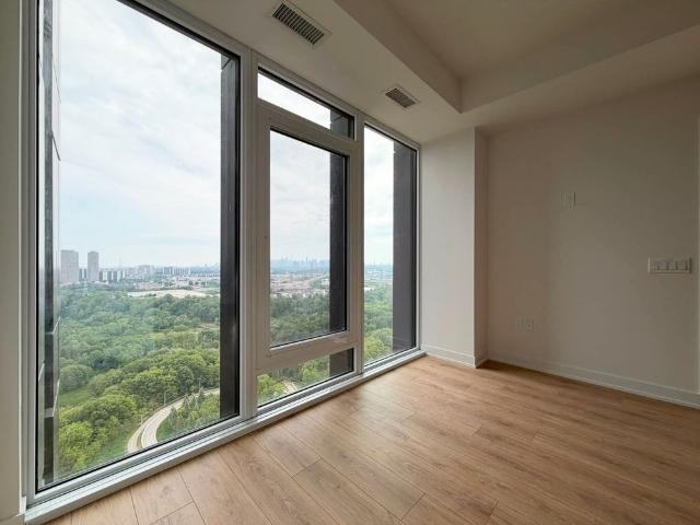 For Lease 5 Quarrington Lane Unit# 2810, Toronto, Ontario