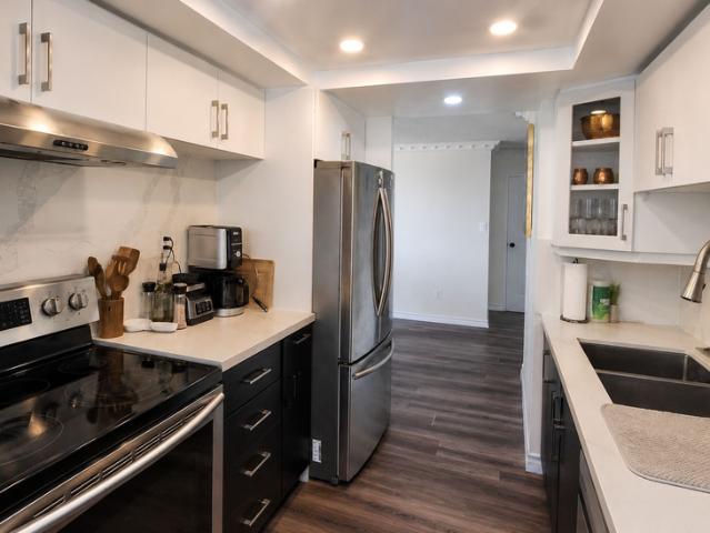 For Lease 5 Rowntree Rd Road Unit# 1415, Toronto, Ontario