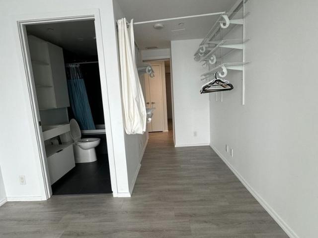 For Lease 5 St Joseph Street Unit# 4210, Toronto, Ontario