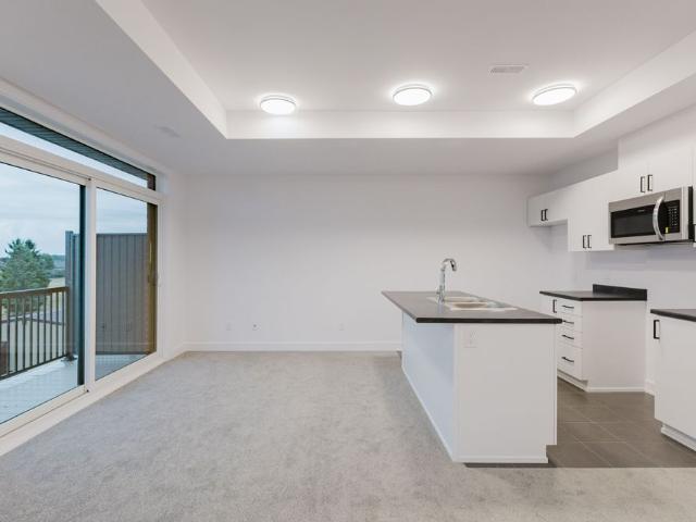 For Lease 605 Silhouette Private, Barrhaven, Ontario