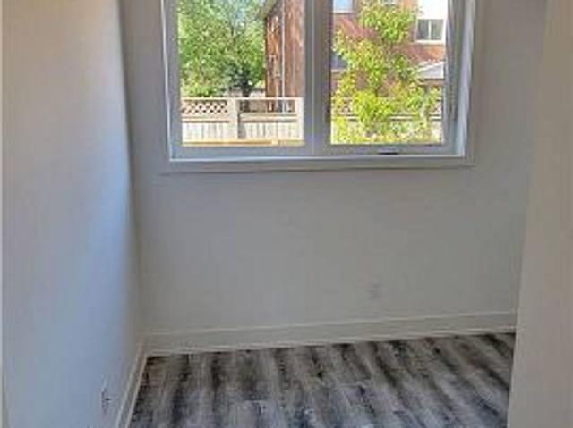 For Lease 6065 Mcleod Road Unit# 202, Niagara Falls, Ontario