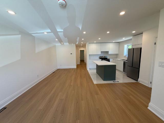 For Lease 606 Abana Road Unit# Main, Mississauga, Ontario