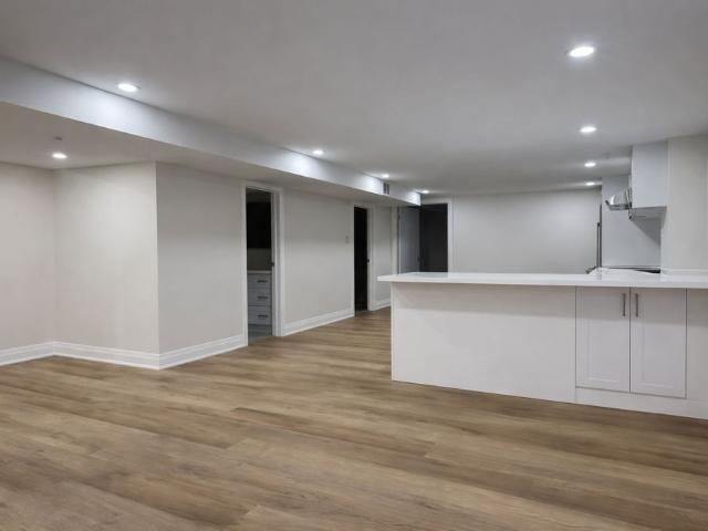 For Lease 607 Huron Street Unit# Lower, Toronto, Ontario