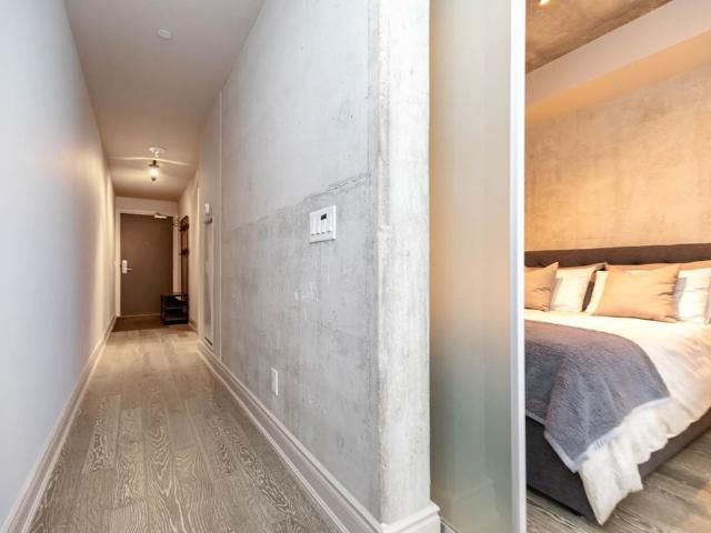 For Lease 608 Richmond Street Unit# 803, Toronto, Ontario