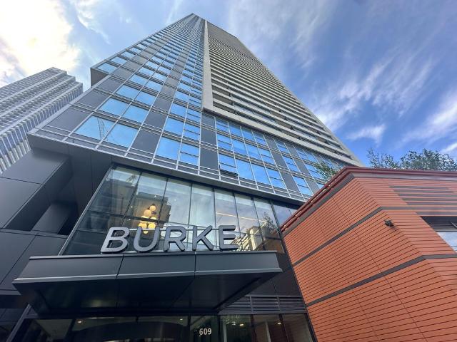 For Lease 609 Sherbourne Street Unit# 3004, Toronto, Ontario