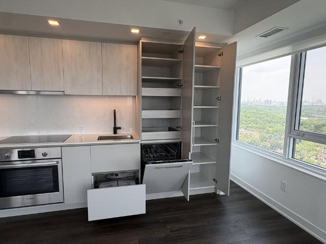 For Lease 609 Sherbourne Street Unit# 3109, Toronto, Ontario