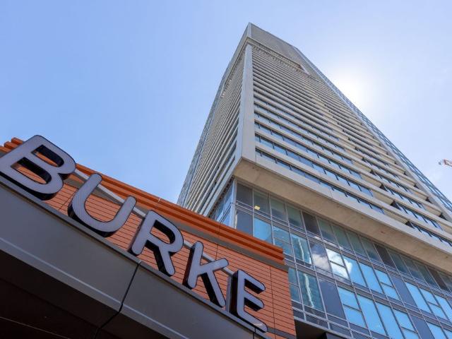 For Lease 609 Sherbourne Street Unit# 803, Toronto, Ontario