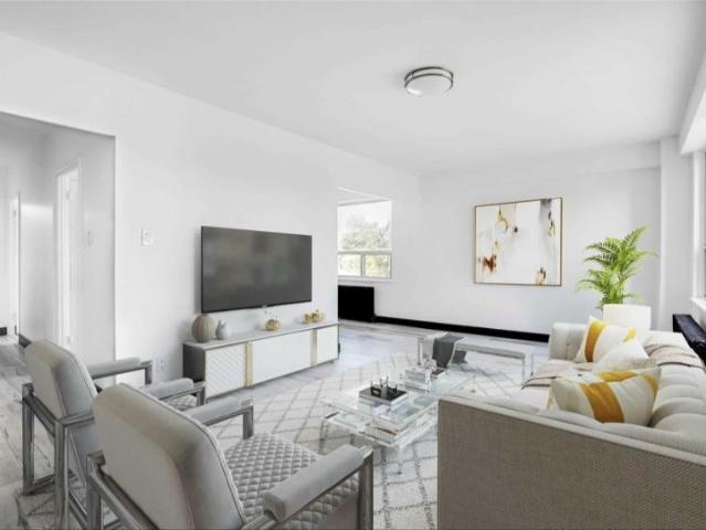 For Lease 600 Eglinton Avenue Unit# 207, Toronto, Ontario