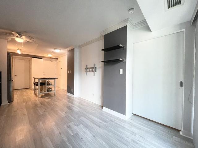 For Lease 600 Fleet Street Unit# 811, Toronto, Ontario