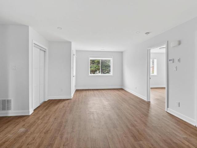 For Lease 600 Second Street Unit# Unit #10B, Cornwall, Ontario