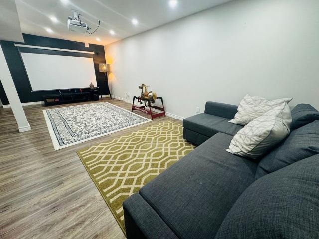 For Lease 6026 Clover Ridge Crescent, Mississauga, Ontario