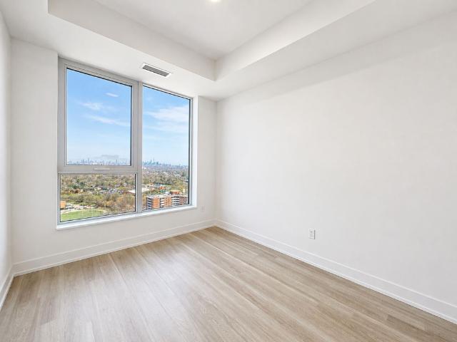 For Lease 60 Central Park Roadway N/A Unit# 2601, Toronto, Ontario