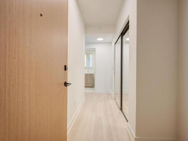 For Lease 60 Central Park Road Unit# 1107, Toronto, Ontario