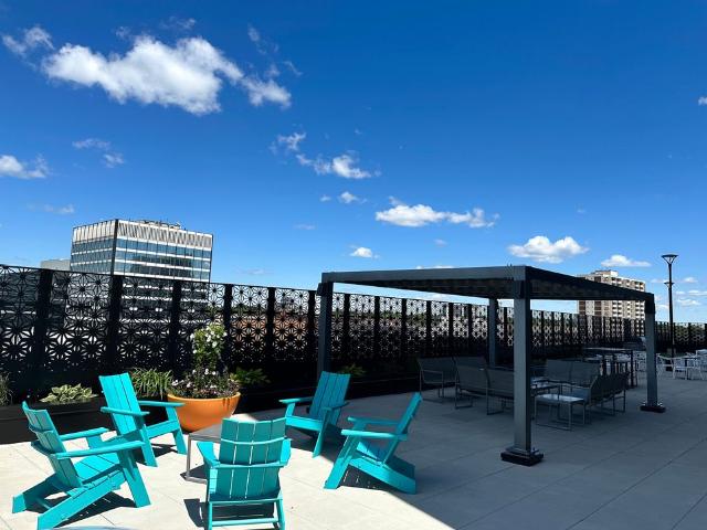 For Lease 60 Charles Street Unit# 1110, Kitchener, Ontario
