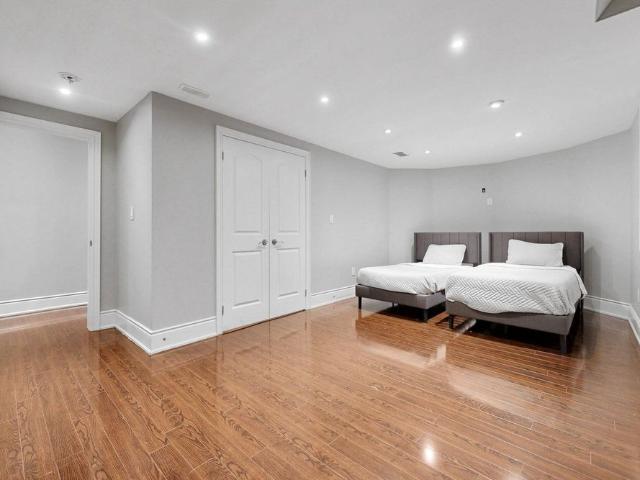 For Lease 60 Chesney Crescent Unit# Upper, Vaughan, Ontario