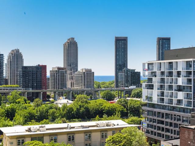 For Lease 60 Bathurst Street Unit# 1002, Toronto, Ontario
